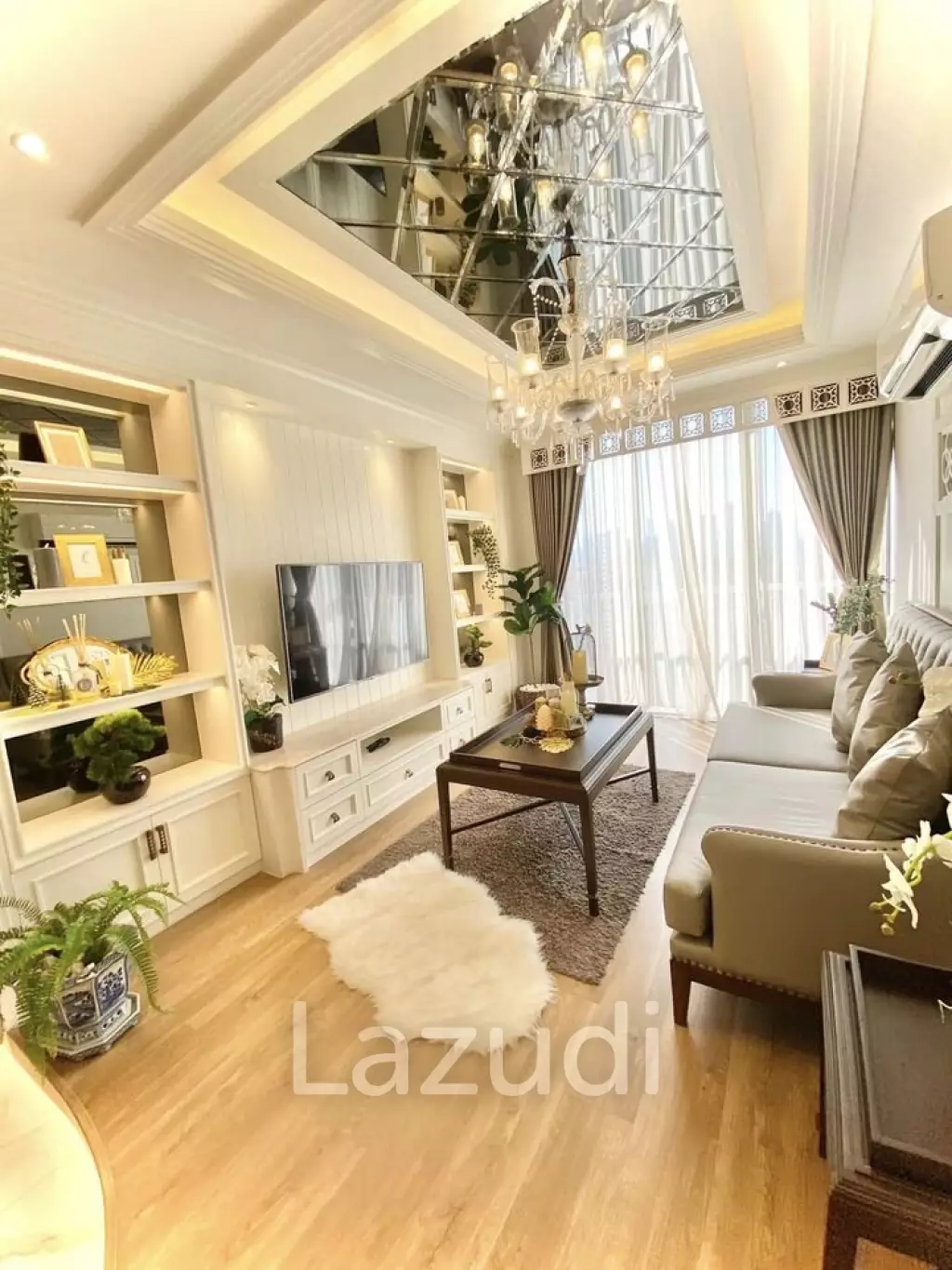2 Bed 2 Bath 96 SQ.M Park Origin Phromphong