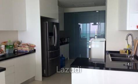 Penthouse Movenpick Residences