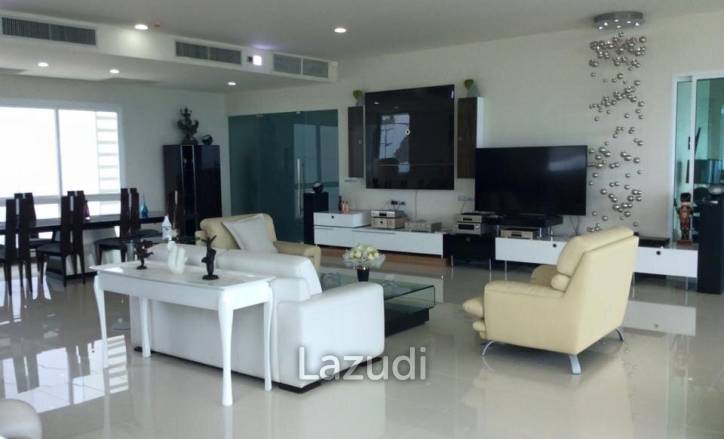 Penthouse Movenpick Residences