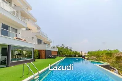 CLIFF + CLOUDS : 3 Bed Mountain View Condo