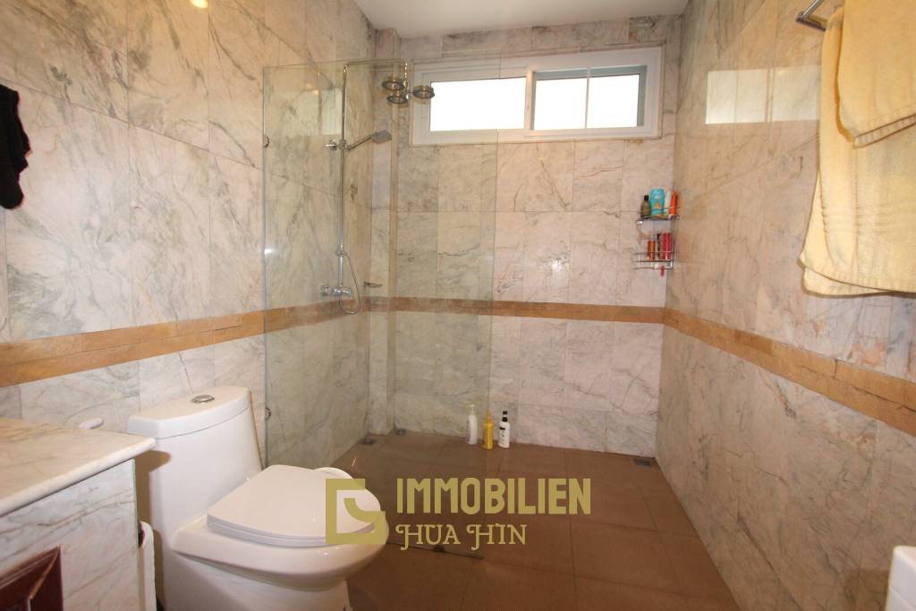 650 metro cuadrado 3 ` 4 Baño Villa de Venta