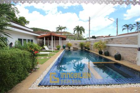 Well taken care 3 bedroom pool villa