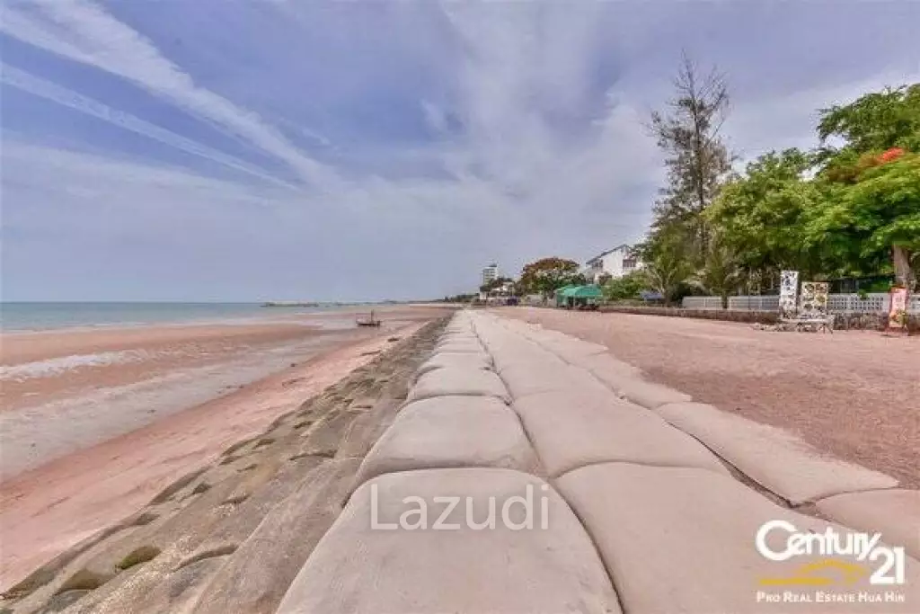 Boutique 3 Storey Beachfront Villa