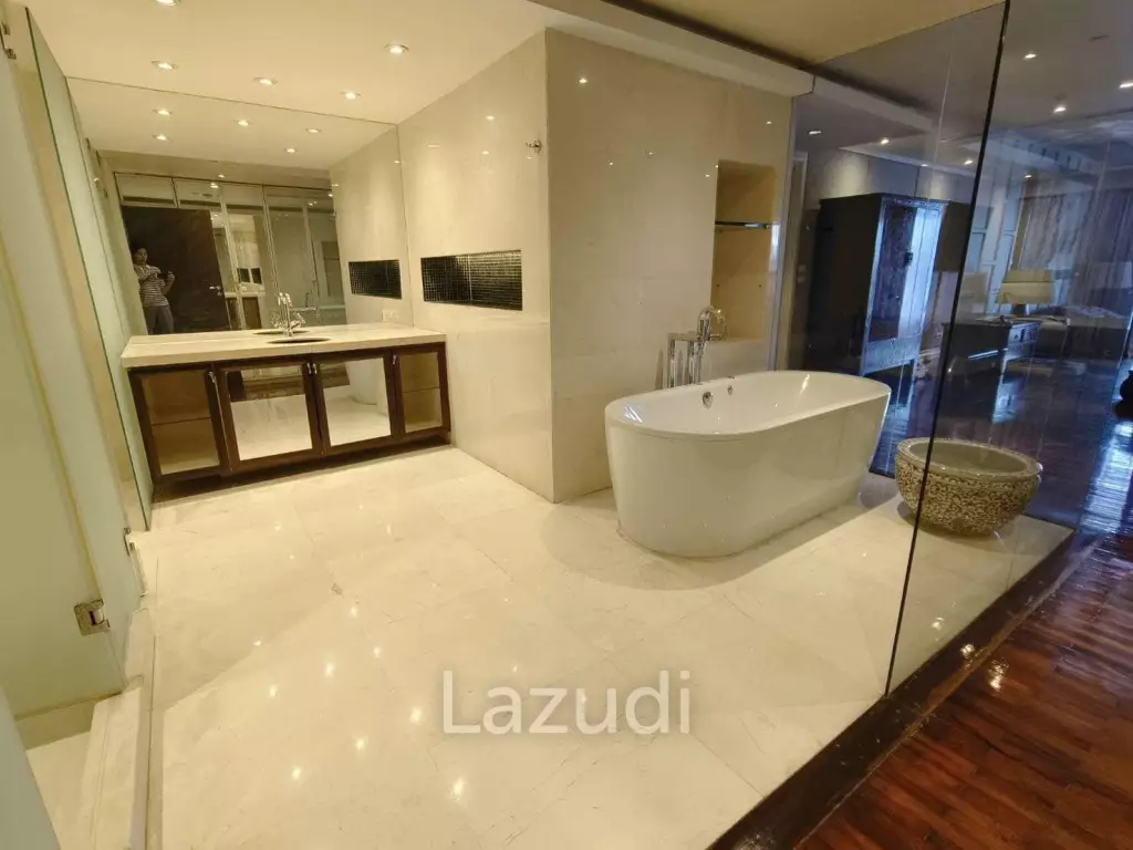 2 Bed 2 Bath 267 SQ.M at State Tower