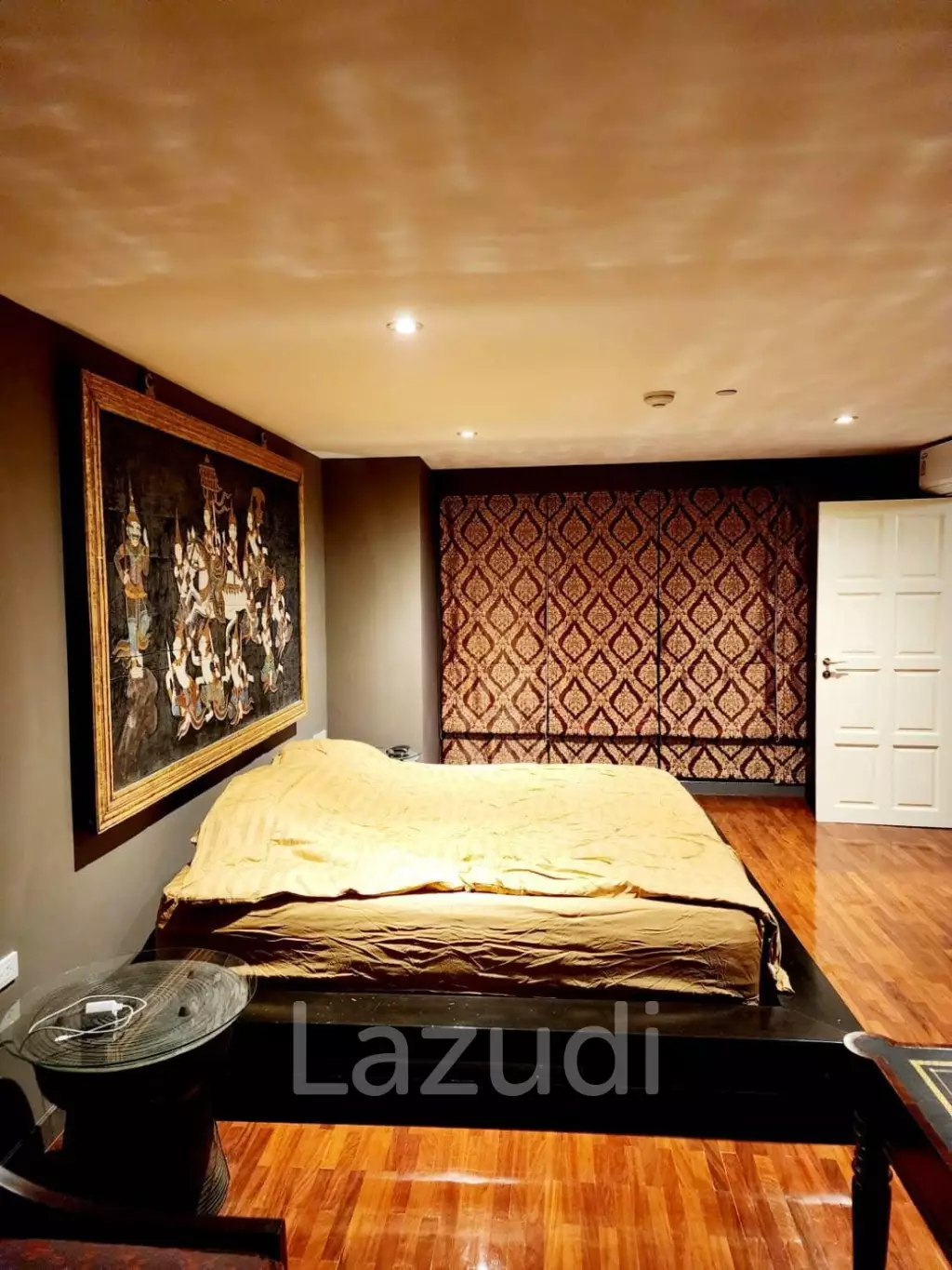 2 Bed 2 Bath 267 SQ.M at State Tower