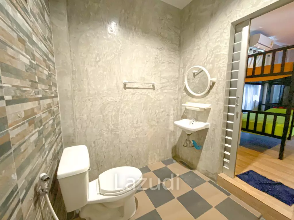 5 Bedroom Thai Style Modern Pool Villa For Sale