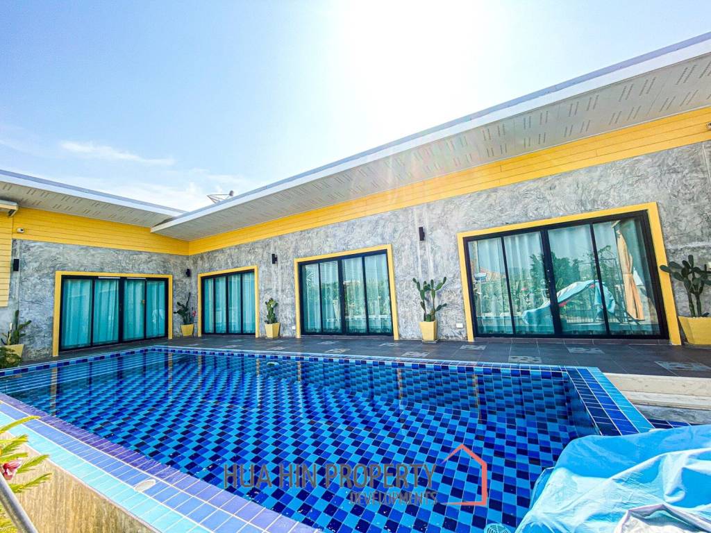 5 Bedroom Thai Style Modern Pool Villa For Sale