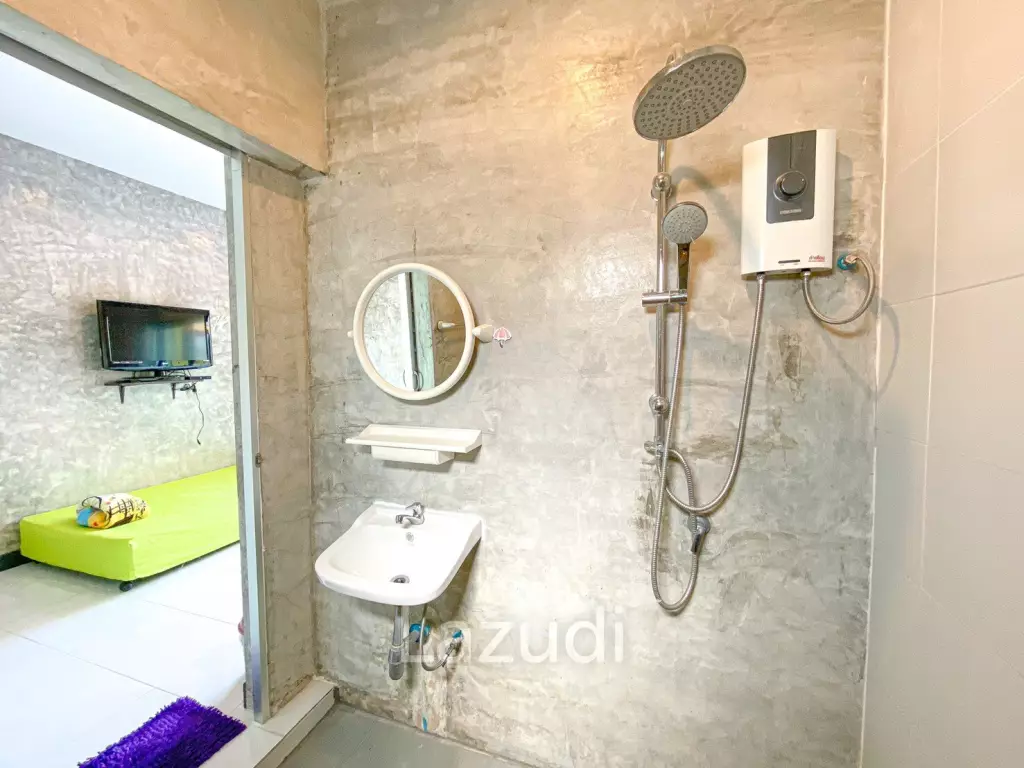 5 Bedroom Thai Style Modern Pool Villa For Sale