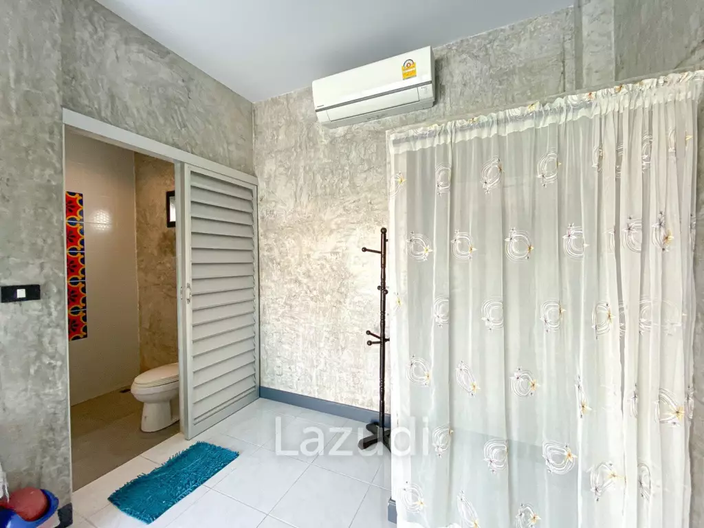 5 Bedroom Thai Style Modern Pool Villa For Sale