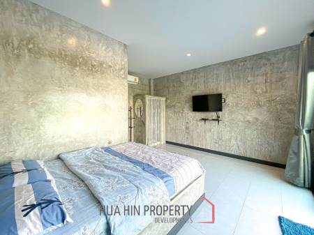 5 Bedroom Thai Style Modern Pool Villa For Sale