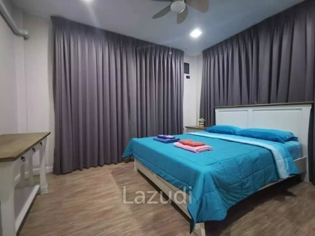 3 Bedrooms 3 Bathrooms 240 sqm 300 meter from the beach