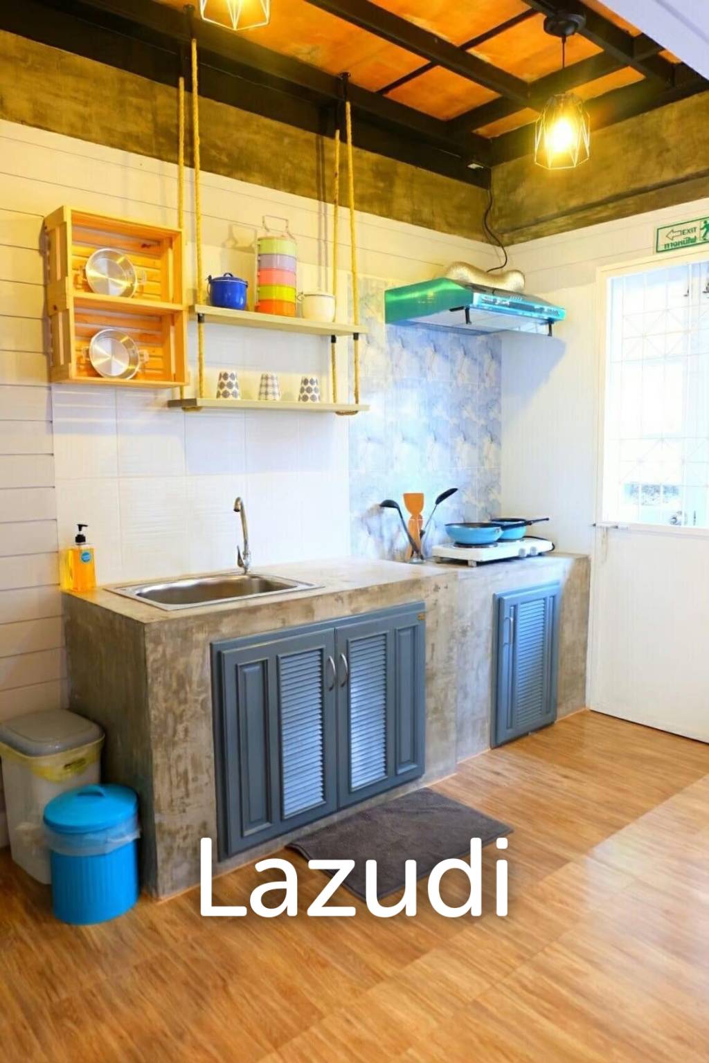 3 Bedrooms 3 Bathrooms 240 sqm 300 meter from the beach