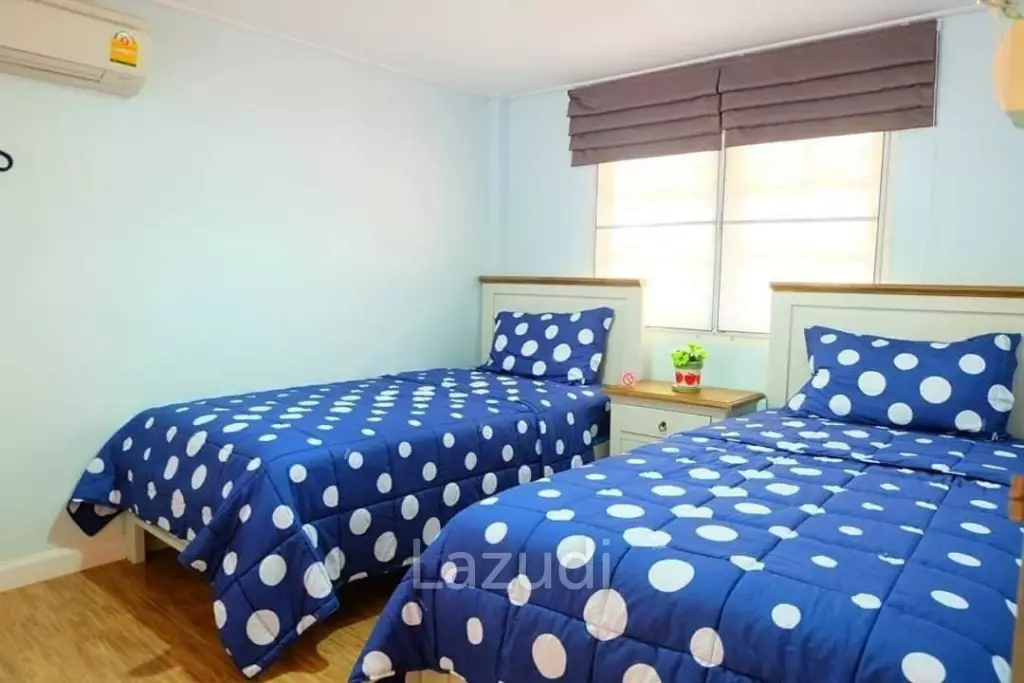 3 Bedrooms 3 Bathrooms 240 sqm 300 meter from the beach