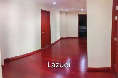 4 Bed 4 Bath 381 SQ.M Baan Rajprasong