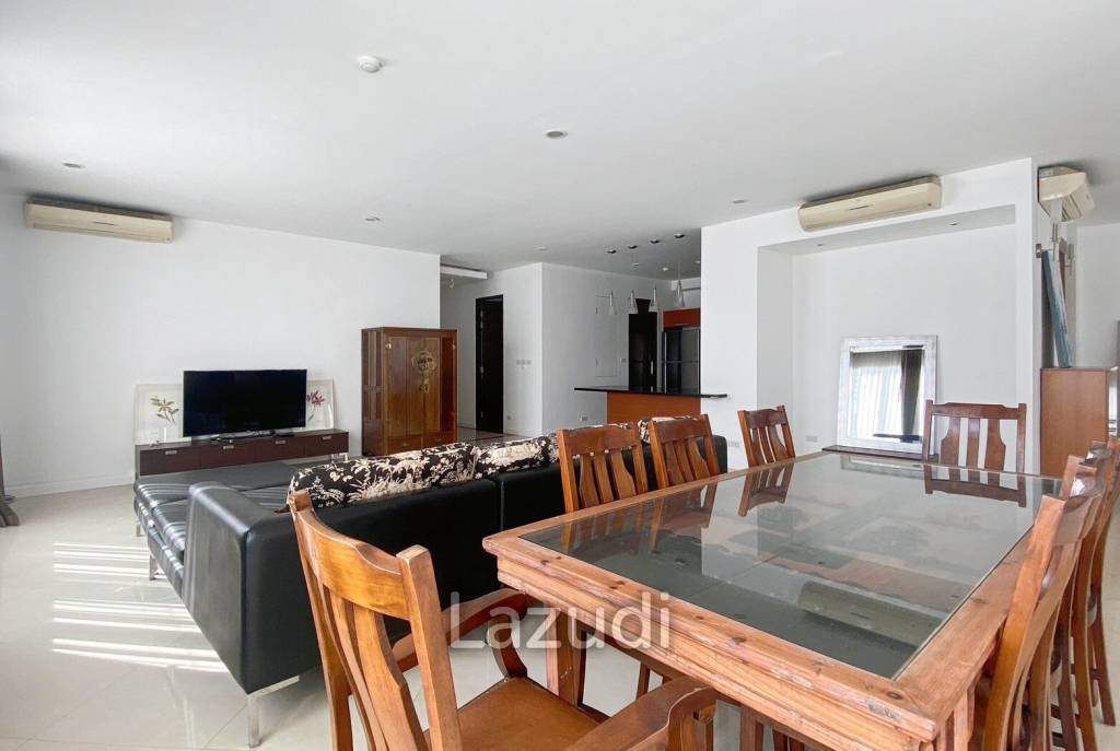 4 Bed 4 Bath 350 SQ.M The Verandah Sukhumvit