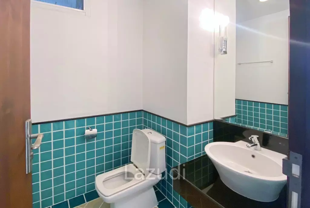4 Bed 4 Bath 350 SQ.M The Verandah Sukhumvit