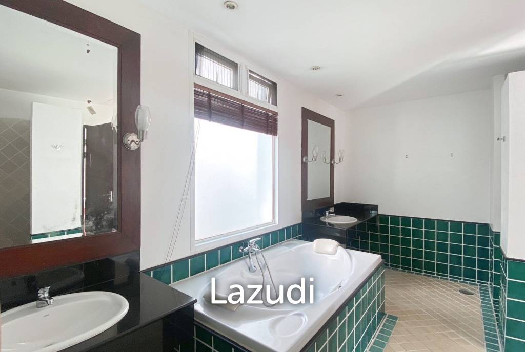 4 Bed 4 Bath 350 SQ.M The Verandah Sukhumvit