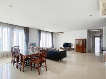 4 Bed 4 Bath 350 SQ.M The Verandah Sukhumvit