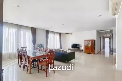 4 Bed 4 Bath 350 SQ.M The Verandah Sukhumvit