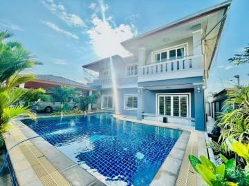 4 Bedrooms 4 Bathrooms 480 sqm Pool Villa