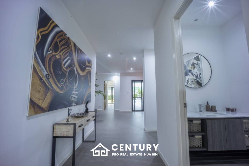 728 Sqm 3 Bed 4 Bath Villa For Sale