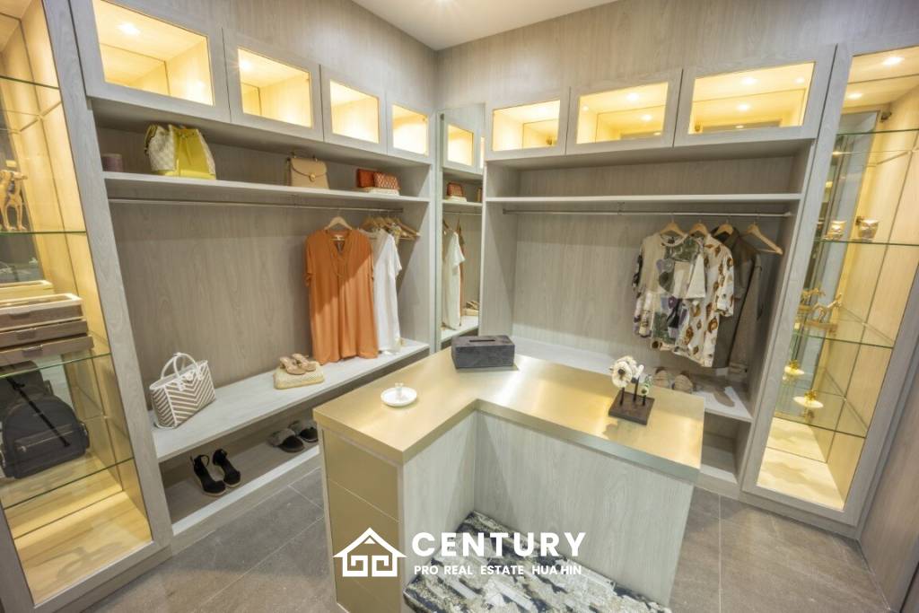 728 Sqm 3 Bed 4 Bath Villa For Sale