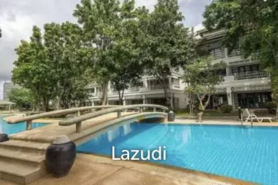 BAAN SAN SUAN: 3 Bed Large Colonial Style Townhouse on Corner Plot 200 meters from the Beachbach