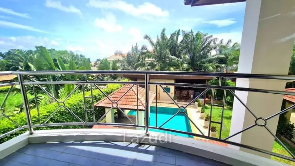 5 Bedrooms 6 Bathrooms 1,040 sqm Paradise Villa 2