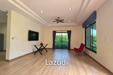 5 ห้องนอน 6 ห้องนอน พูลวิลลา พื้นที่ 1,040 ตรม