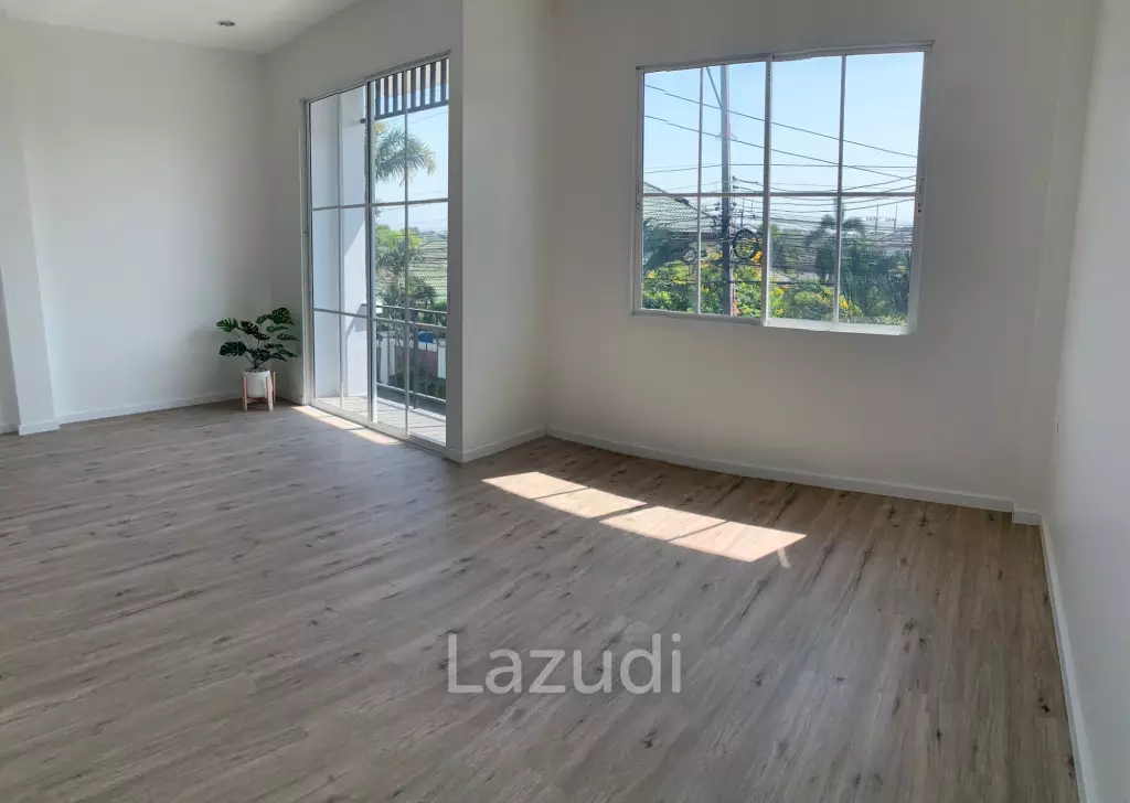 บ้านเดี่ยว 4 ห้องนอน 3 ห้องน้ำ 200 ตรม