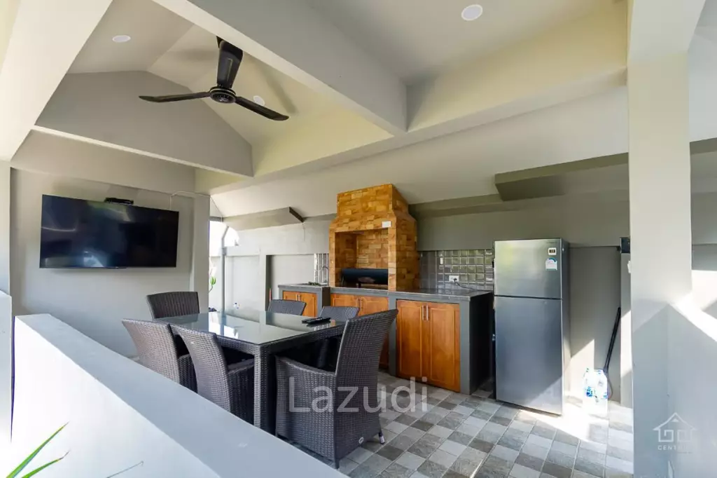 Gorgeous 5 or 6 Bed Pool Villa for Sale