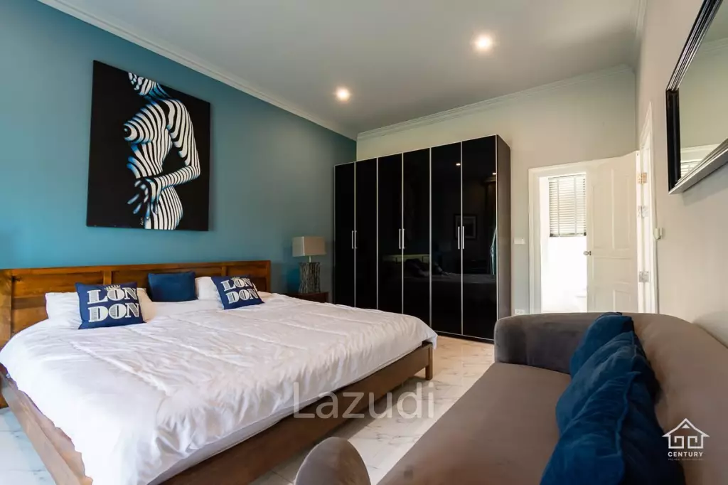 Gorgeous 5 or 6 Bed Pool Villa for Sale