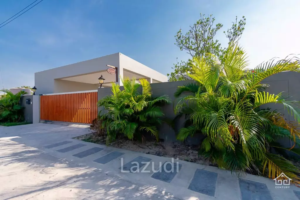 Gorgeous 5 or 6 Bed Pool Villa for Sale