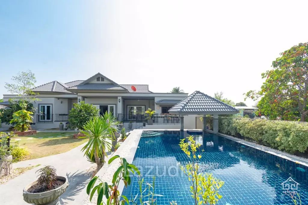 Gorgeous 5 or 6 Bed Pool Villa for Sale