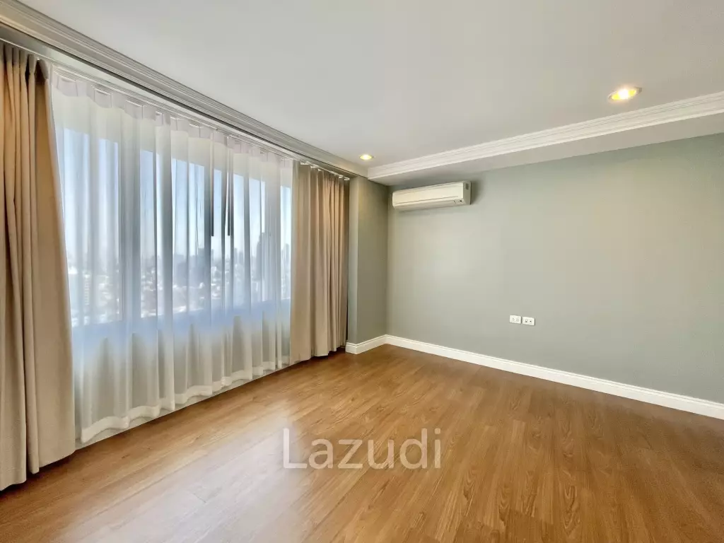 3 Bed 3 Bath 273 SQ.M. Supakarn Condominium