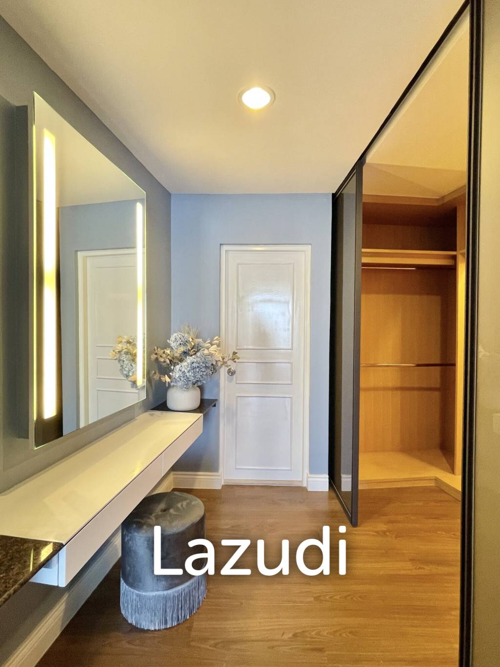 3 Bed 3 Bath 273 SQ.M. Supakarn Condominium