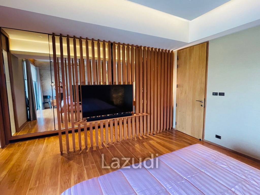 4 Bed 4 Bath 345 SQ.M Phatsana Garden