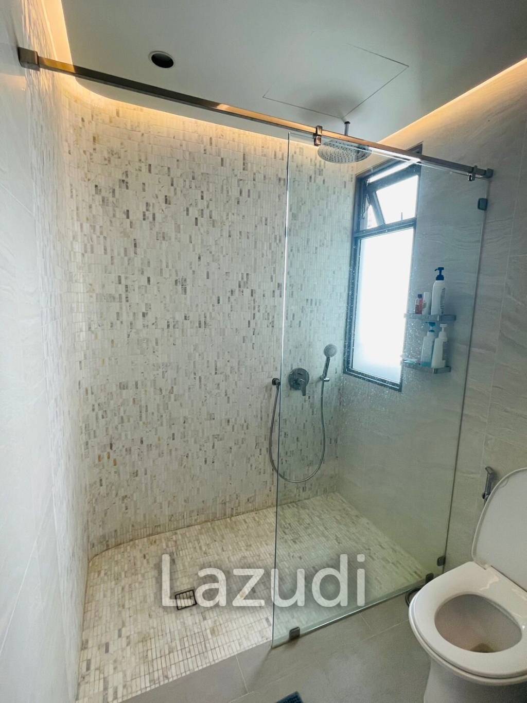 4 Bed 4 Bath 345 SQ.M Phatsana Garden