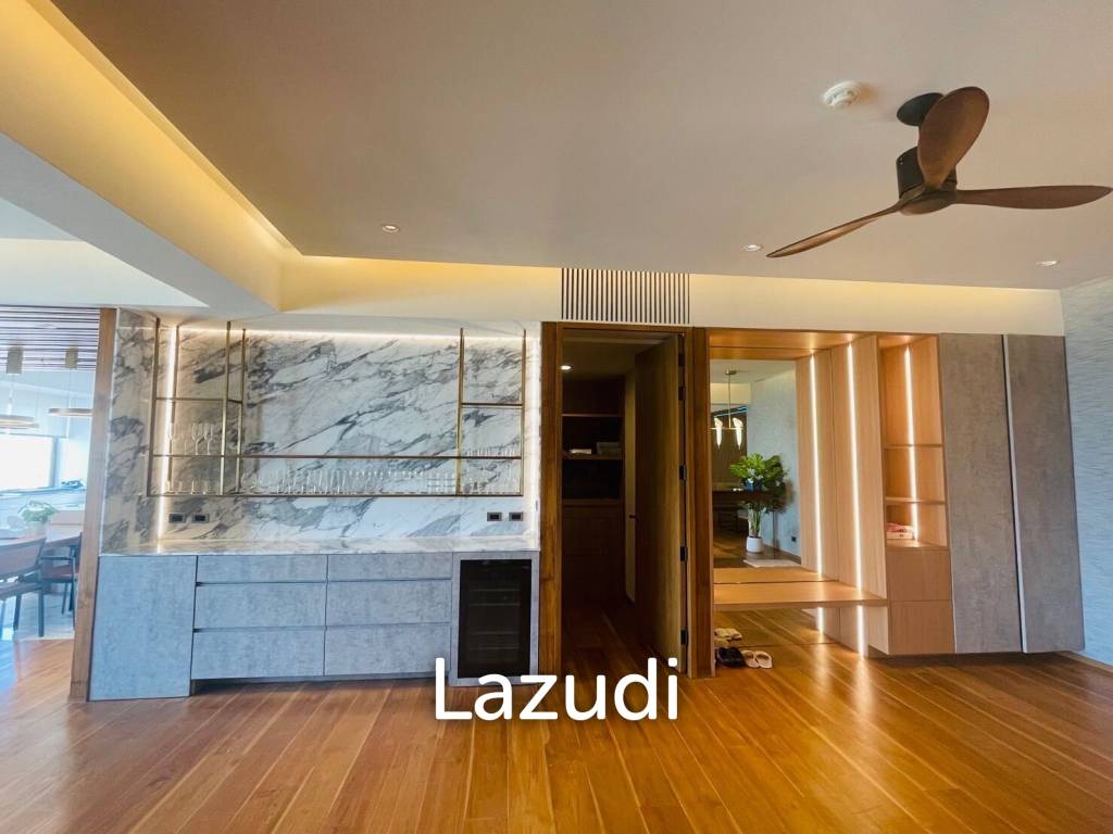4 Bed 4 Bath 345 SQ.M Phatsana Garden