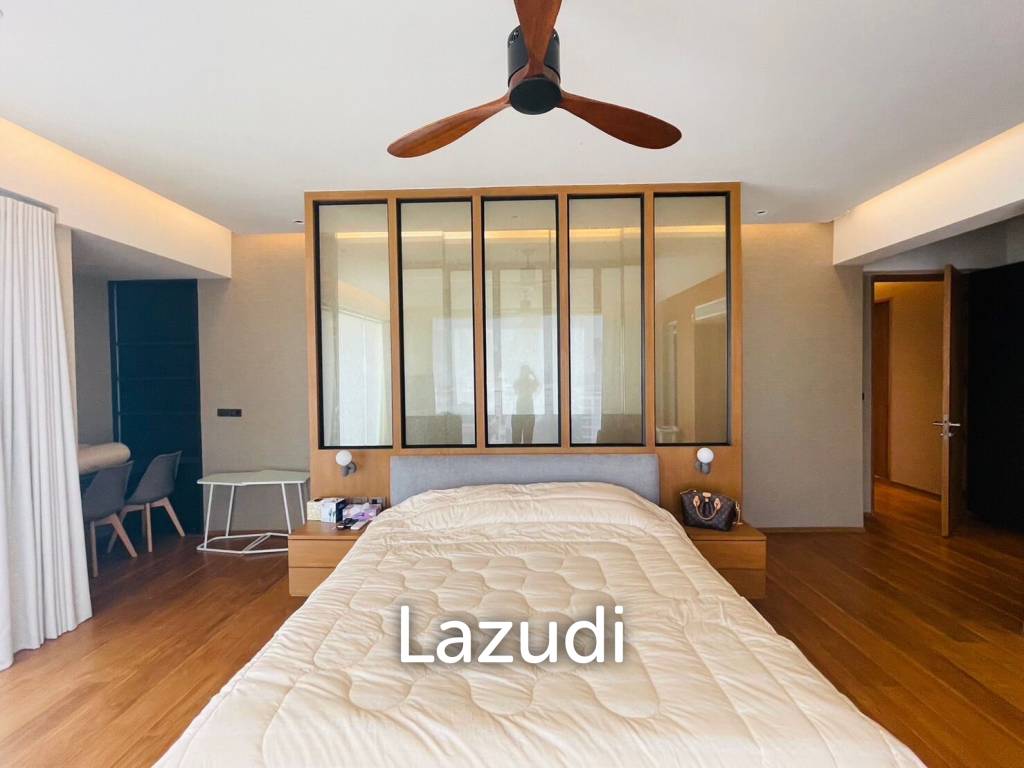 4 Bed 4 Bath 345 SQ.M Phatsana Garden