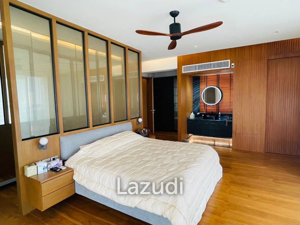 4 Bed 4 Bath 345 SQ.M Phatsana Garden