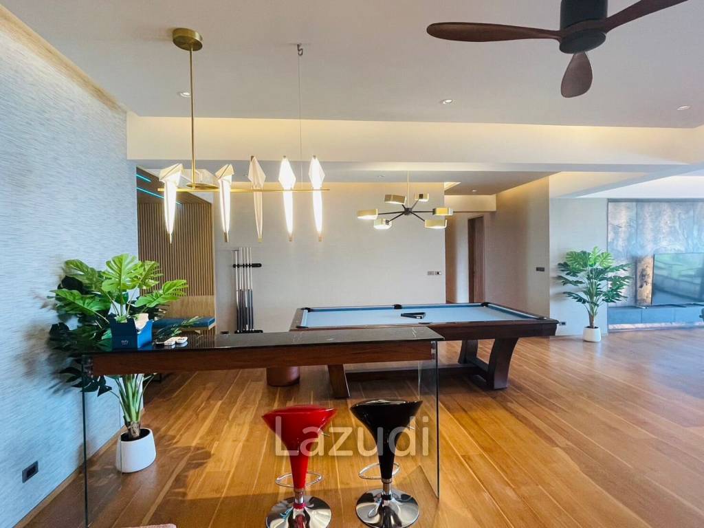 4 Bed 4 Bath 345 SQ.M Phatsana Garden