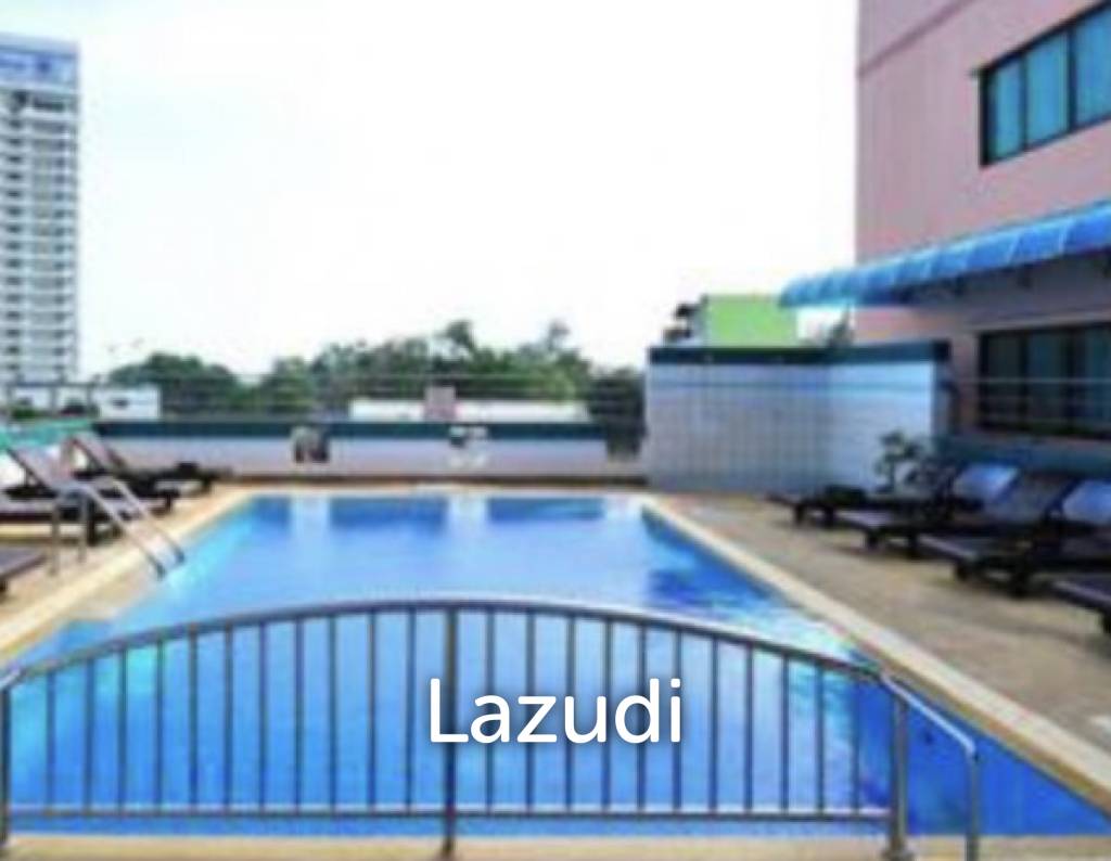 THIP-URAI HOTEL : Hotel with 76 rooms in the center of Hua Hin and 1 minute walk to the beach