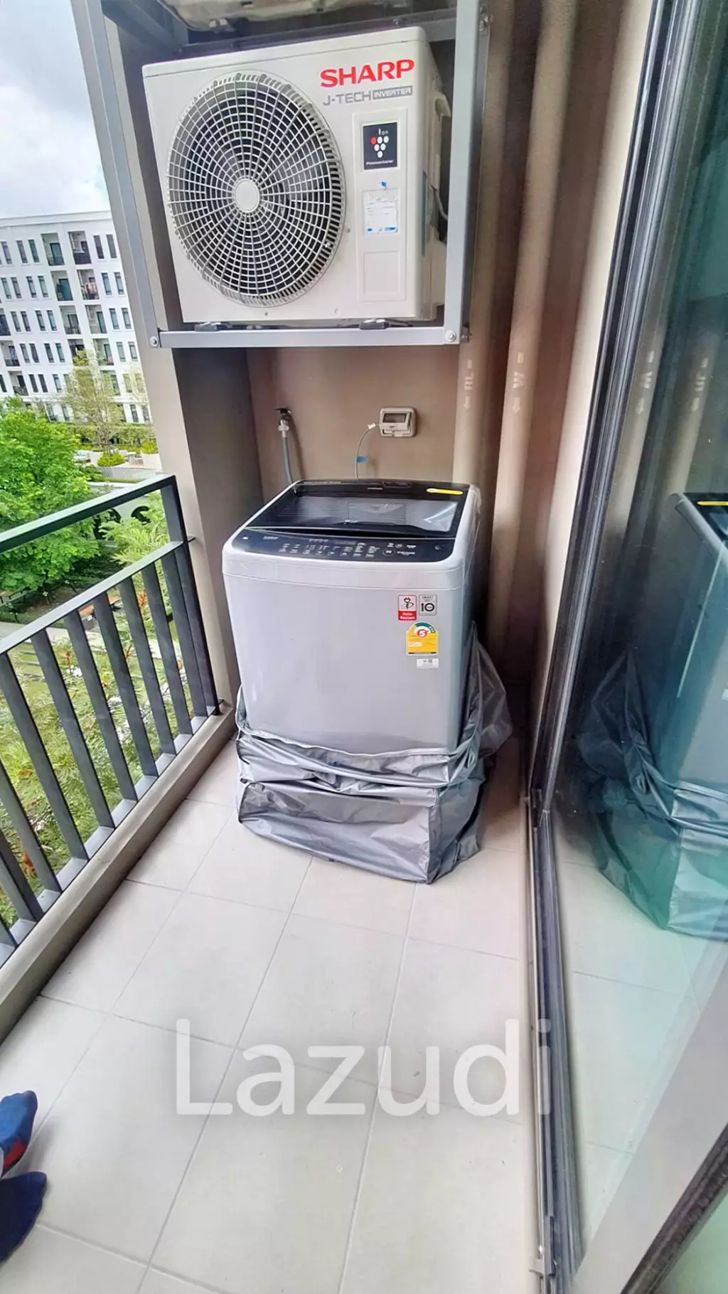 1 Bed 1 Bath 35 SQ.M Aspire Asoke-Ratchada
