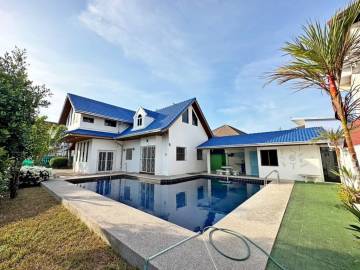 4 Bedrooms House For Sale or Rent in East Pattaya
