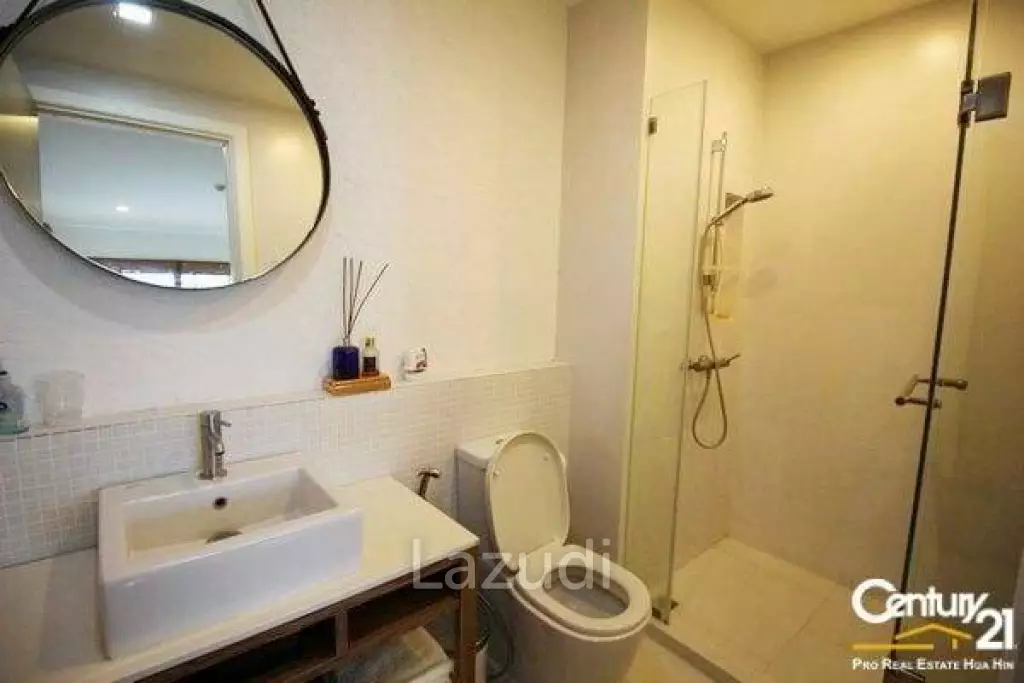 2 Bed Condo with Sea View