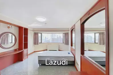 3  Bed 3 Bath 265 SQ.M Baan Suanpetch