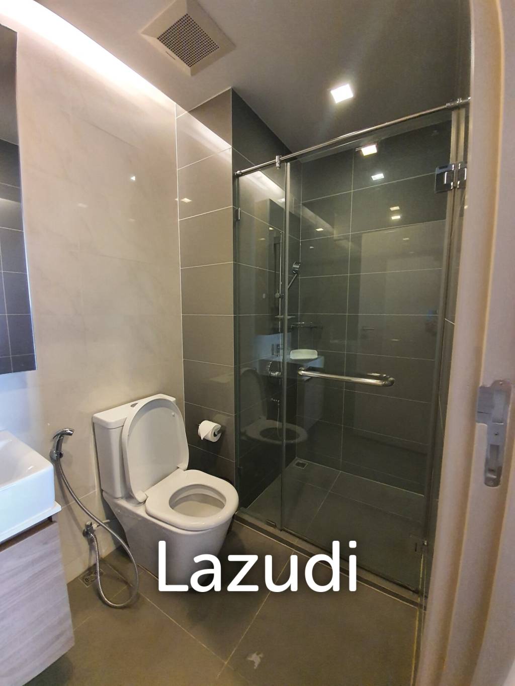 1 Bed 1 Bath 35 SQ.M  M Thonglor 10