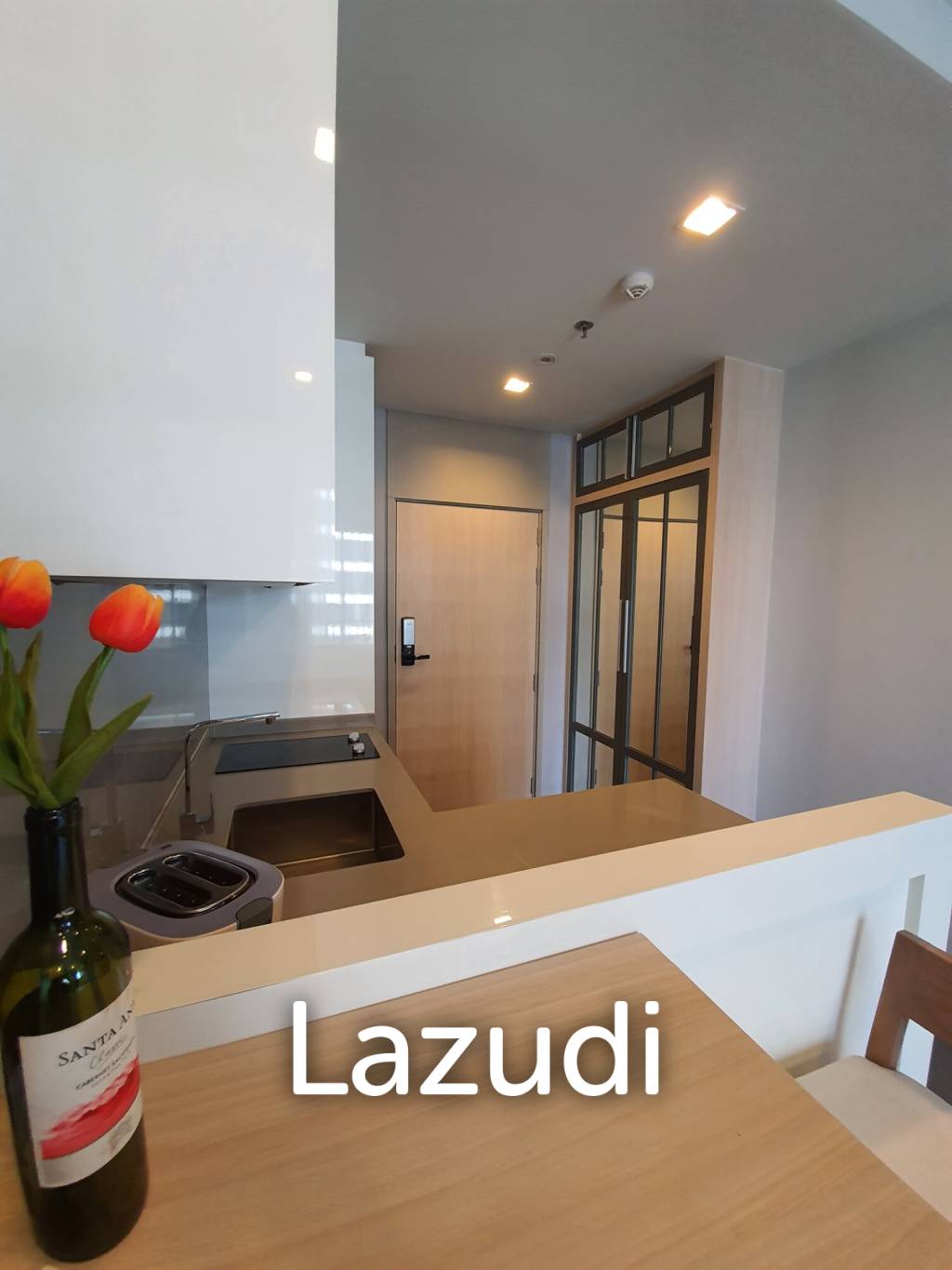 1 Bed 1 Bath 35 SQ.M  M Thonglor 10