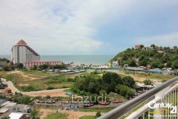 2 Bed Condo with Sea View